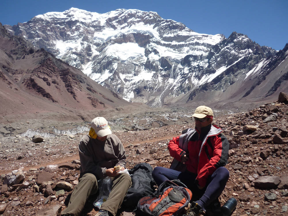 アルゼンチン／アコンカグア（6,962m）登頂エクスプレス16日間