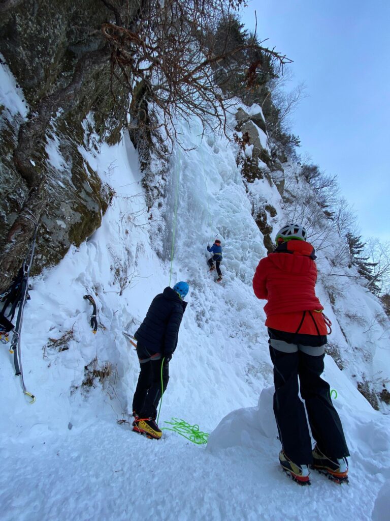 層雲峡アイスクライミング